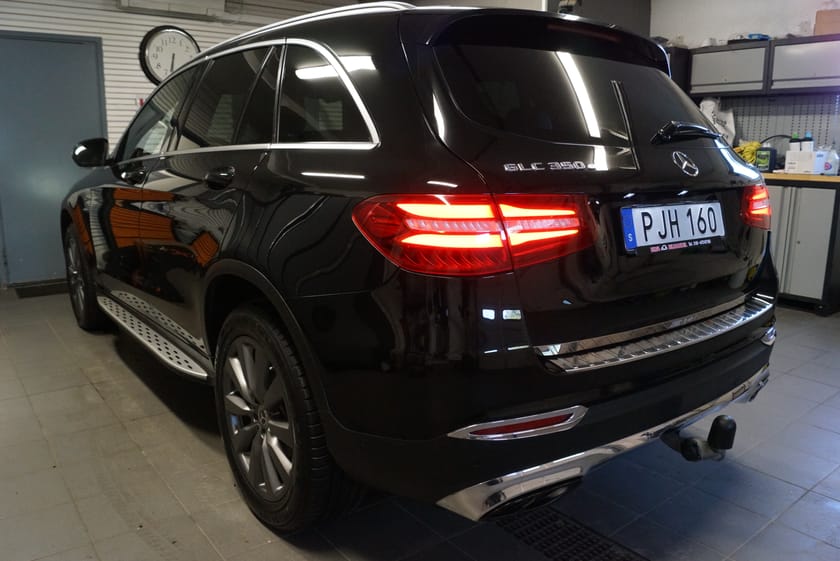 Bild 3 av Mercedes-Benz GLC 350 e 4MATIC