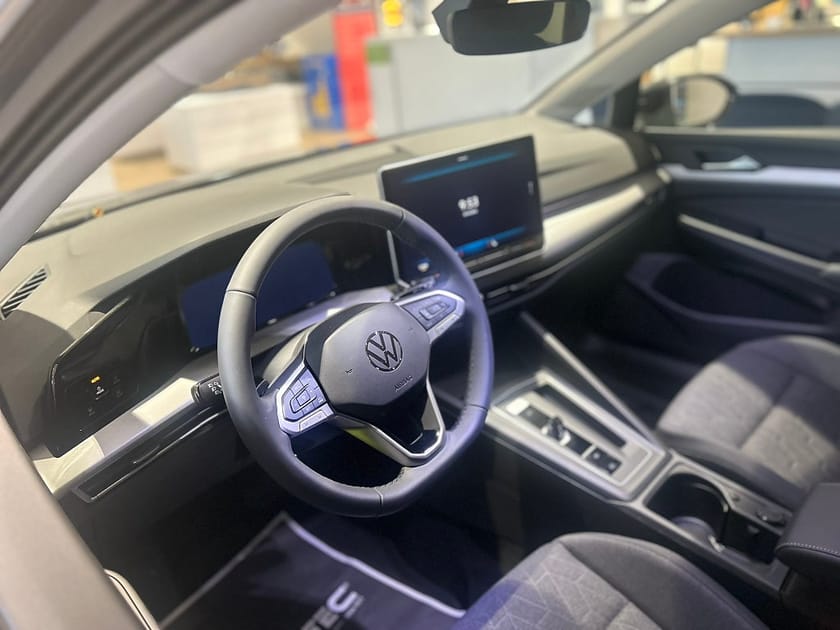 Bild 4 av Volkswagen Golf Sportscombi