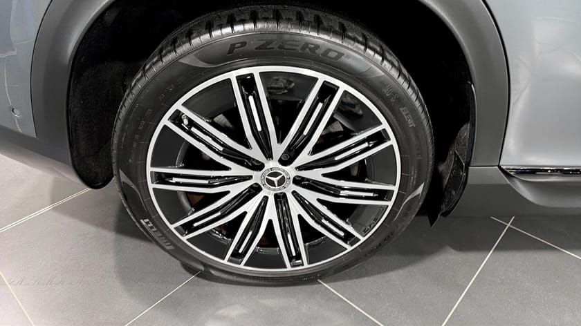Bild 3 av Mercedes-Benz EQE SUV 500 4MATIC