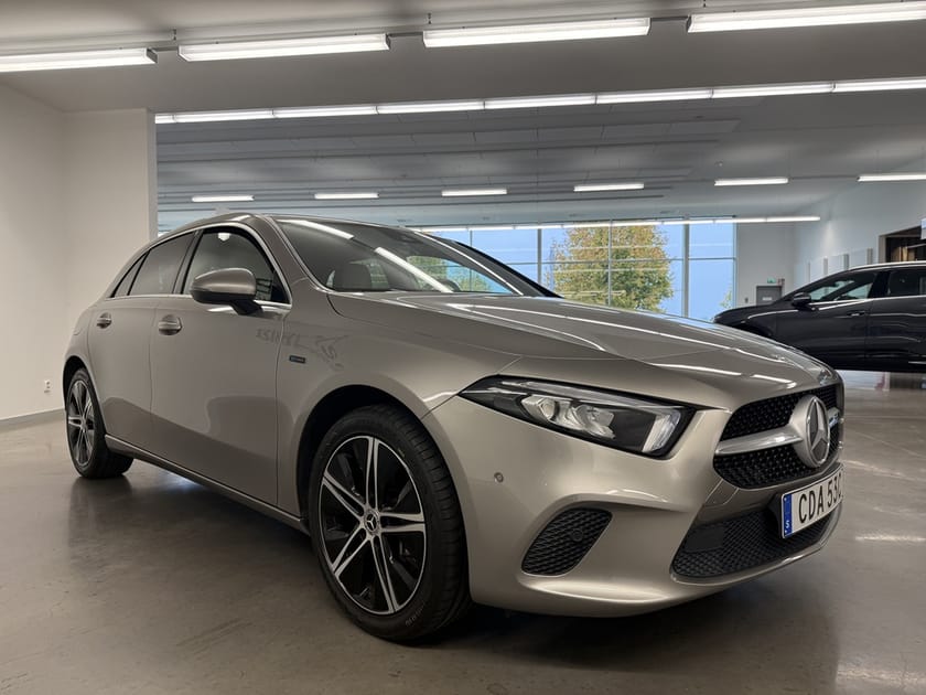 Bild 3 av Mercedes-Benz A 250 e