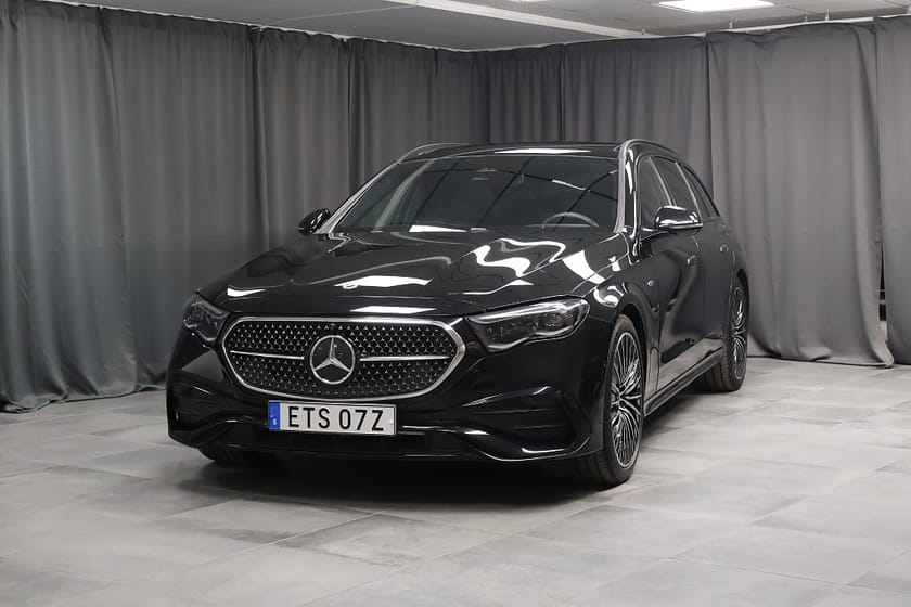 Bild 1 av Mercedes-Benz E 300 de 4MATIC T