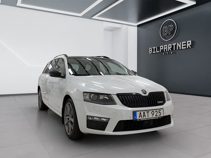 Bild 3 av Škoda Octavia Kombi RS