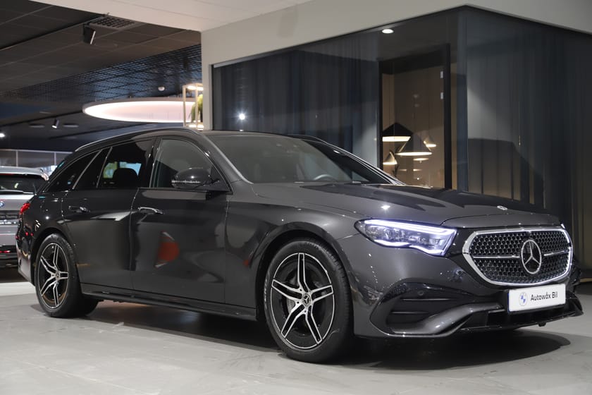 Bild 1 av Mercedes-Benz E 300 de 4MATIC T