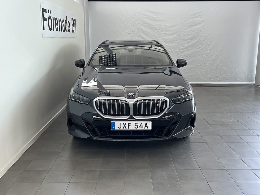 Bild 2 av BMW i5 xDrive40 Touring
