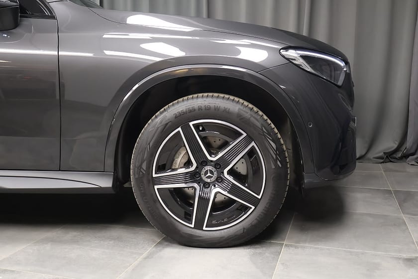 Bild 5 av Mercedes-Benz GLC 300 e 4MATIC