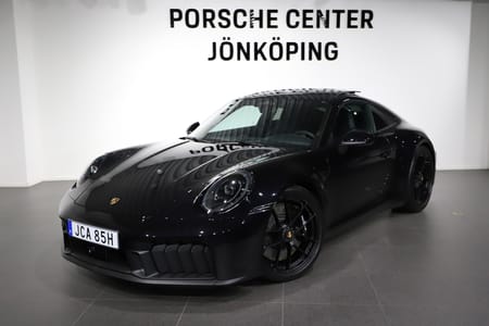 Porsche 911 Carrera 4 GTS