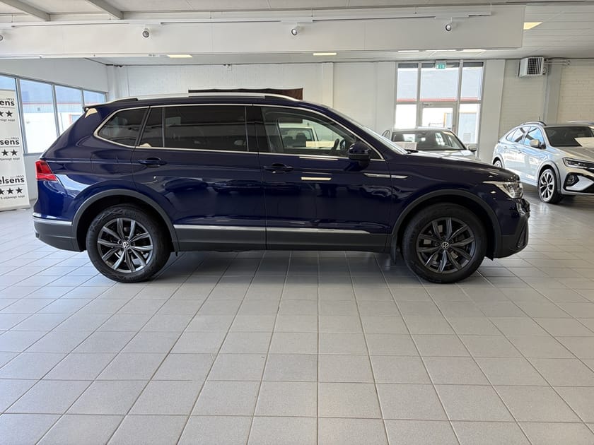 Bild 4 av Volkswagen Tiguan Allspace 7-sätes