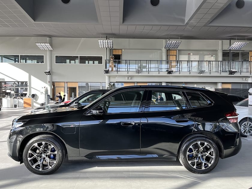 Bild 3 av BMW X3 30e xDrive