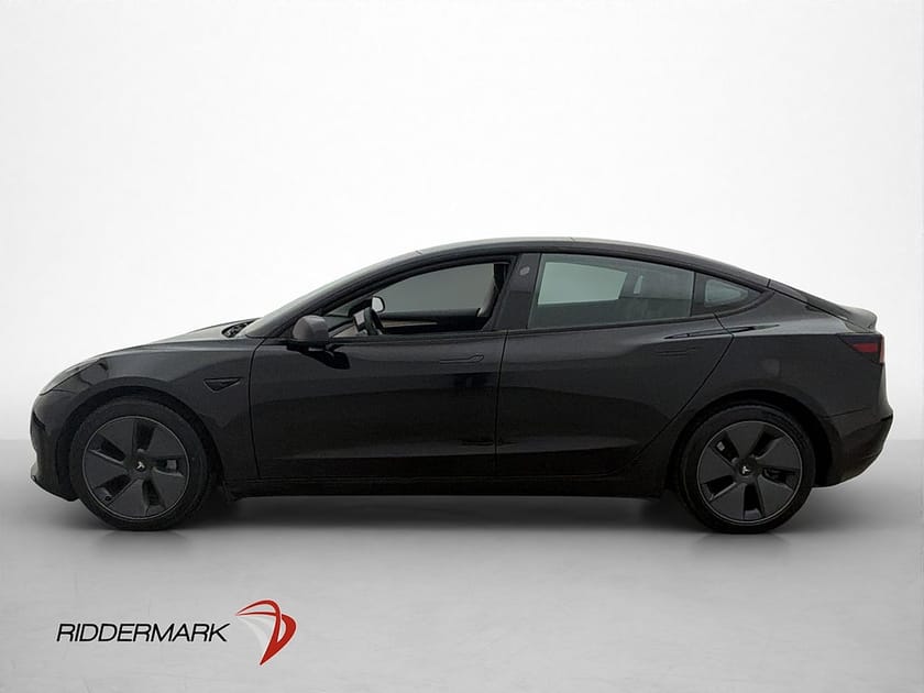 Bild 5 av Tesla Model 3 Standard Range