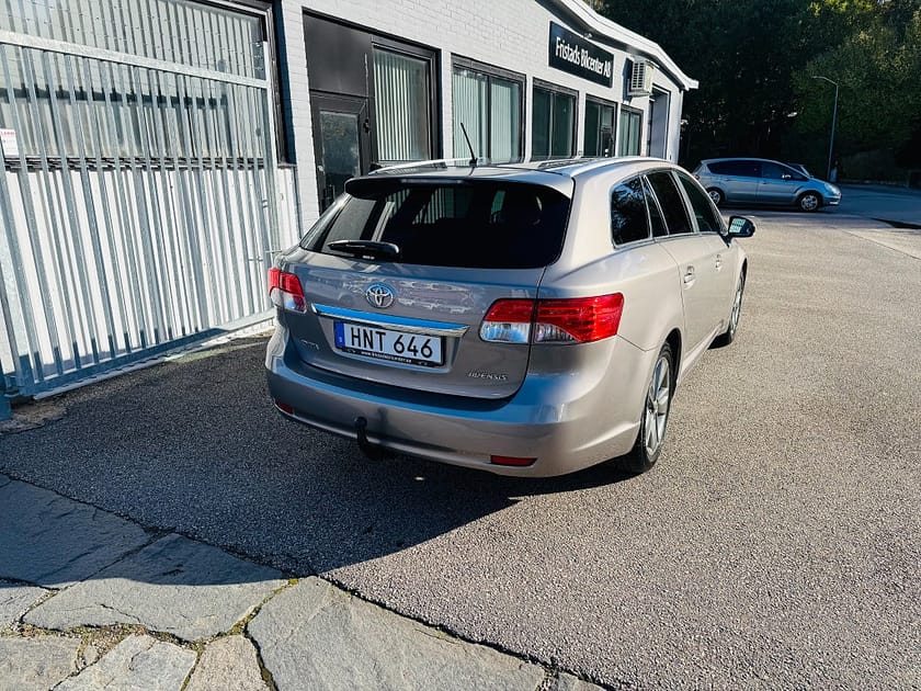 Bild 3 av Toyota Avensis Kombi