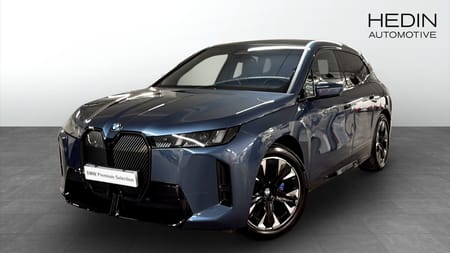 BMW iX xDrive60