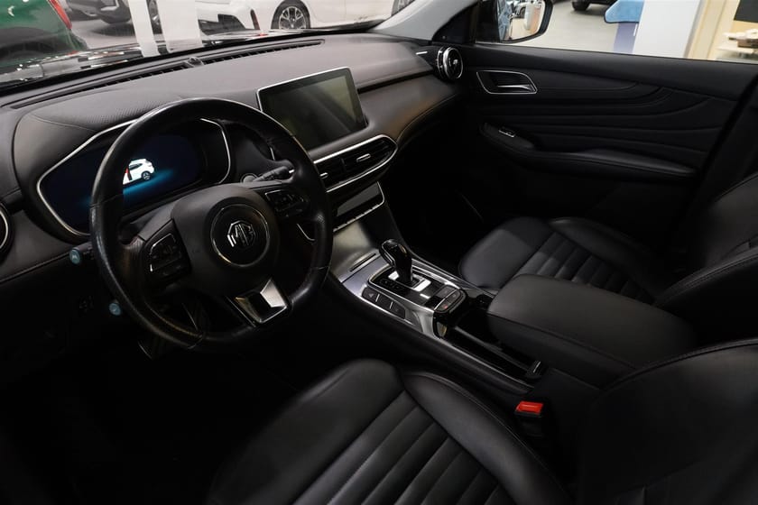 Bild 2 av MG EHS PHEV