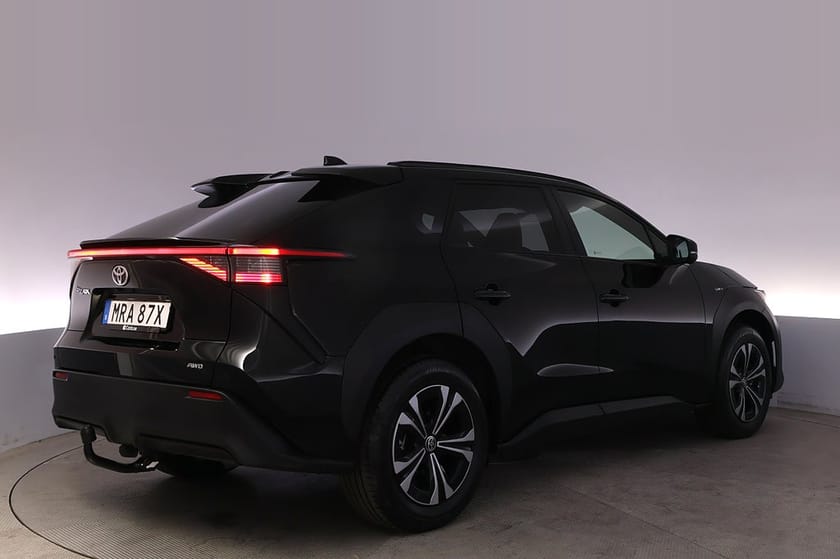 Bild 5 av Toyota bZ4X