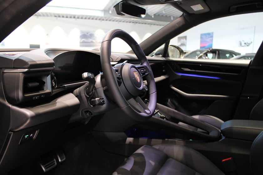 Bild 3 av Porsche Macan 4S Electric