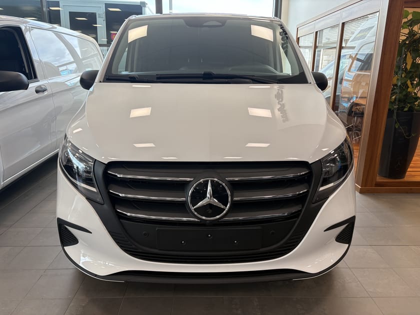 Bild 2 av Mercedes-Benz Vito 116 CDI 4x4 2.8t