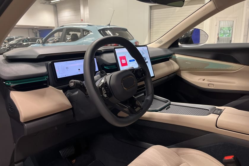 Bild 5 av Lynk & Co 08 PHEV