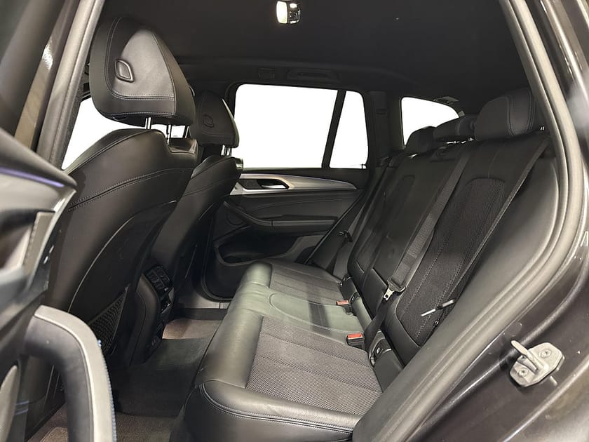 Bild 4 av BMW X3 xDrive30e