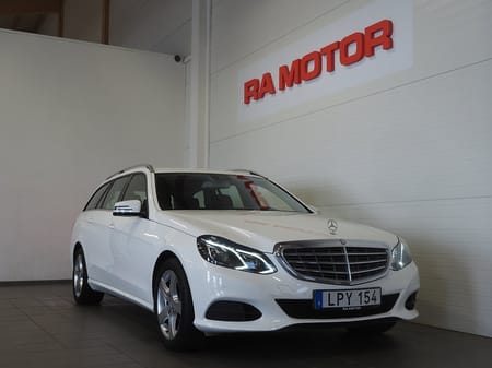 Mercedes-Benz E 220 T BlueTEC