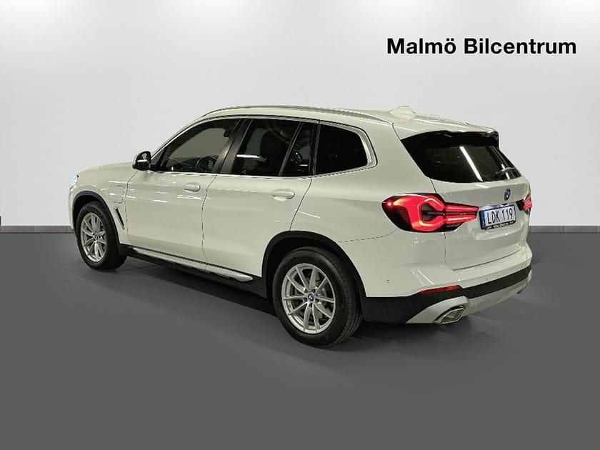 Bild 2 av BMW X3 xDrive30e