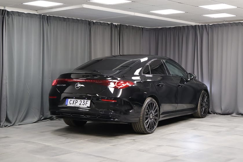 Bild 2 av Mercedes-Benz CLA 250+