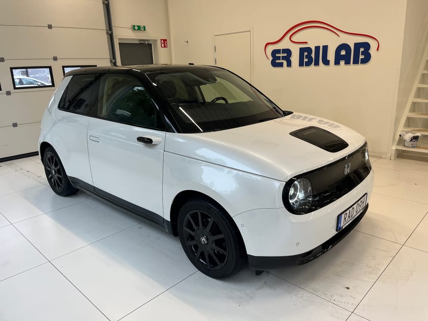 Bild 1 av Honda E