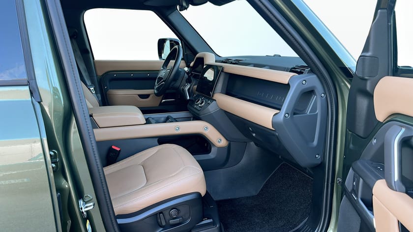 Bild 3 av Land Rover Defender P300e PHEV