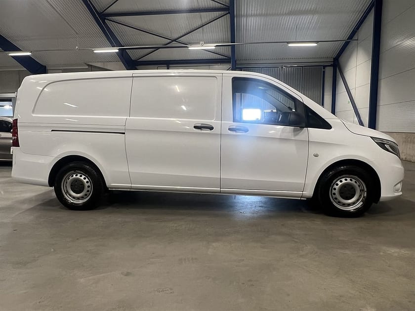 Bild 3 av Mercedes-Benz Vito 116 CDI 2.8t