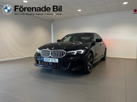 BMW 330e xDrive Sedan