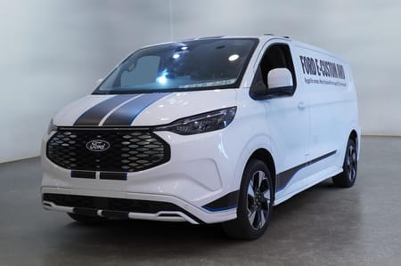Ford E-Transit Custom 340 AWD