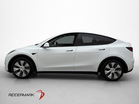 Tesla Model Y Standard Range RWD
