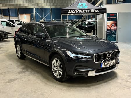 Volvo V90 Cross Country