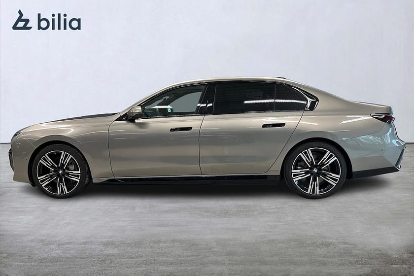 Bild 3 av BMW i7 xDrive60