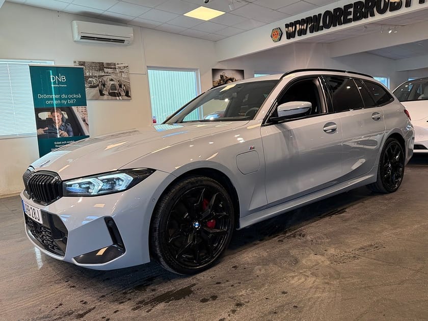 Bild 2 av BMW 330e xDrive Touring