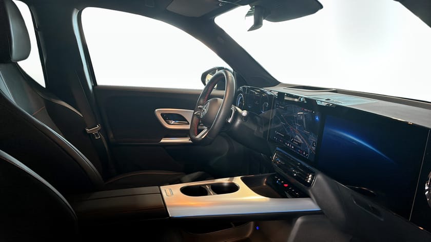 Bild 3 av Mercedes-Benz GLB 250+ EQ