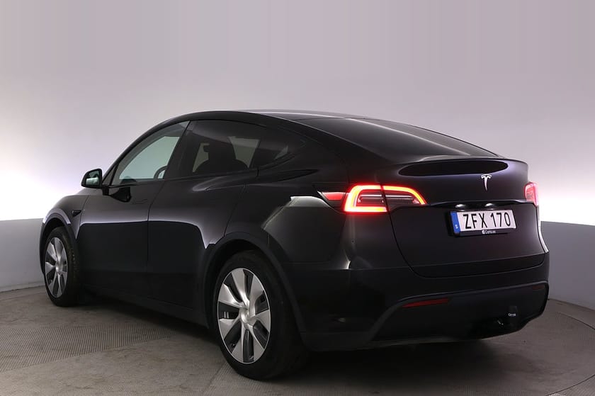 Bild 4 av Tesla Model Y Standard Range RWD