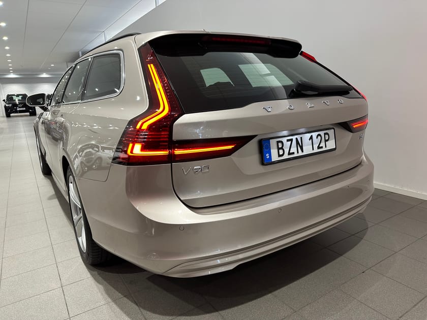 Bild 3 av Volvo V90