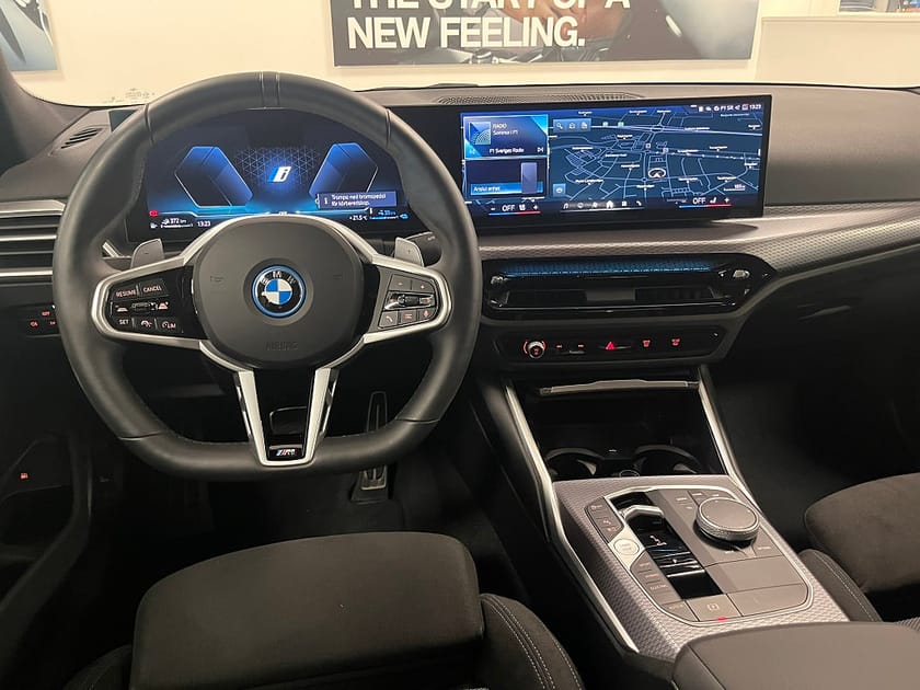 Bild 3 av BMW 330e Sedan
