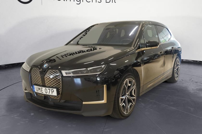 Bild 1 av BMW iX xDrive40