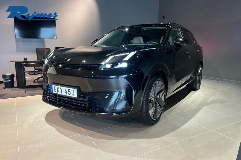 Bild 1 av Lynk & Co 08 PHEV