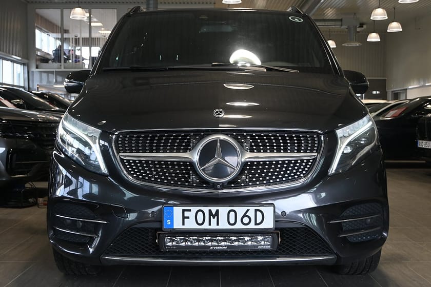 Bild 5 av Mercedes-Benz V 300d 4MATIC 3.2t