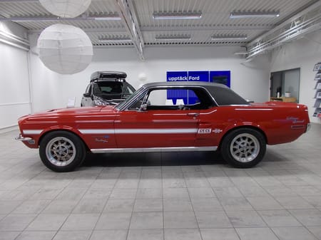 Ford Mustang Hardtop