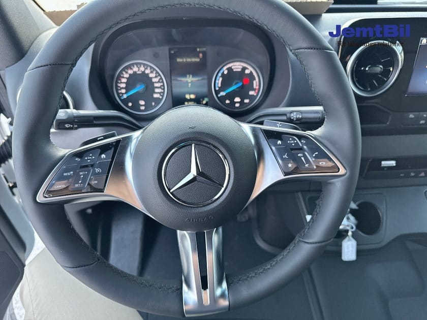 Bild 4 av Mercedes-Benz eSprinter 420 113 kWh