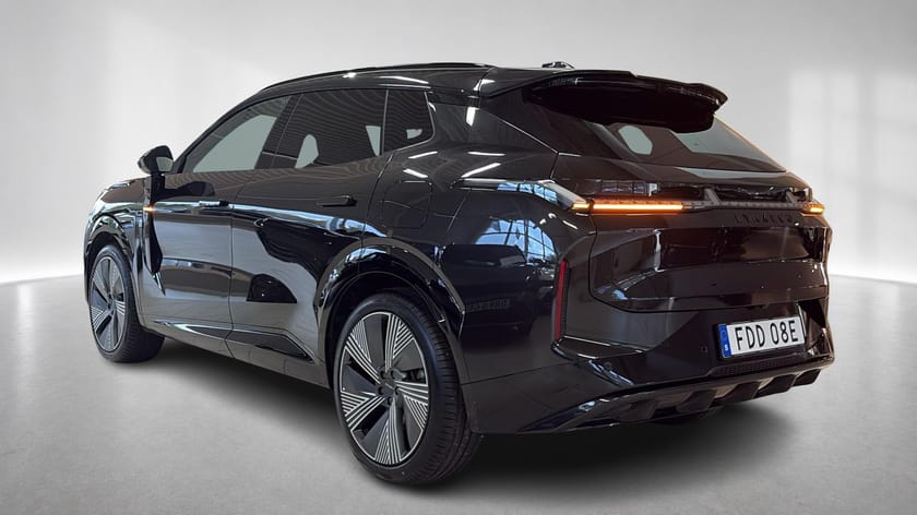 Bild 2 av Lynk & Co 08 PHEV
