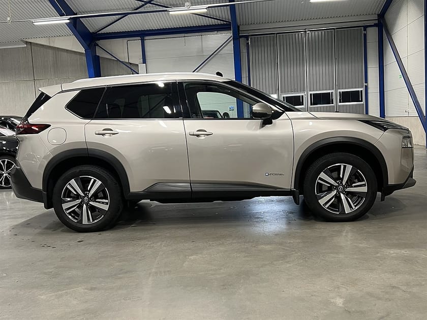 Bild 3 av Nissan X-Trail e-4ORCE
