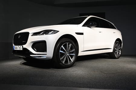 Jaguar F-Pace P400e PHEV