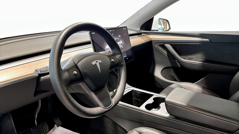 Bild 4 av Tesla Model Y Long Range AWD
