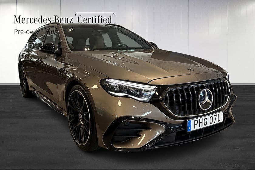 Bild 2 av Mercedes-Benz AMG E 53 HYBRID T 4MATIC+