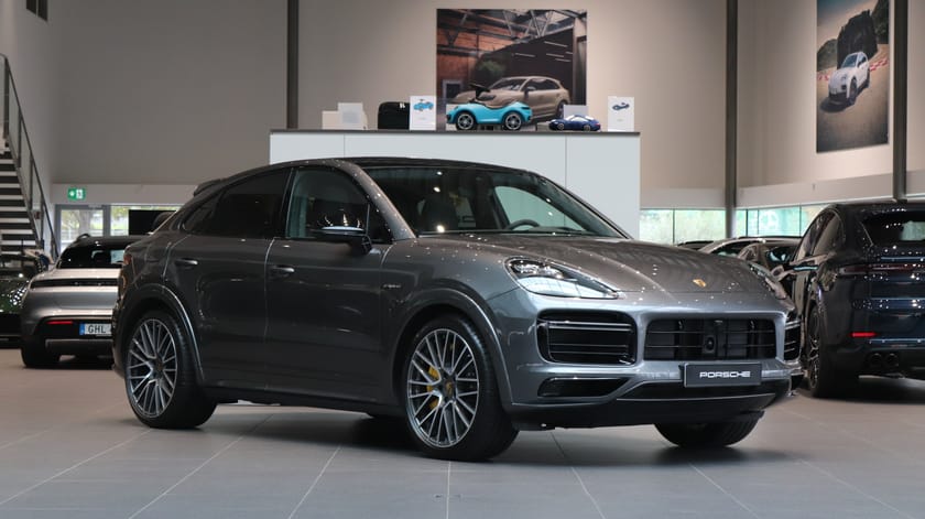 Bild 1 av Porsche Cayenne Turbo S E-Hybrid Coupé
