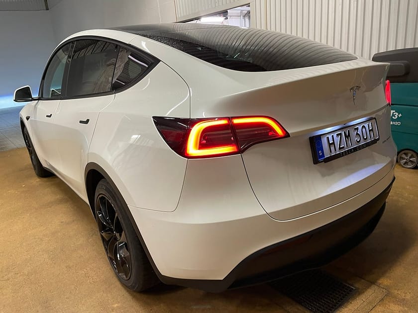 Bild 4 av Tesla Model Y Long Range AWD