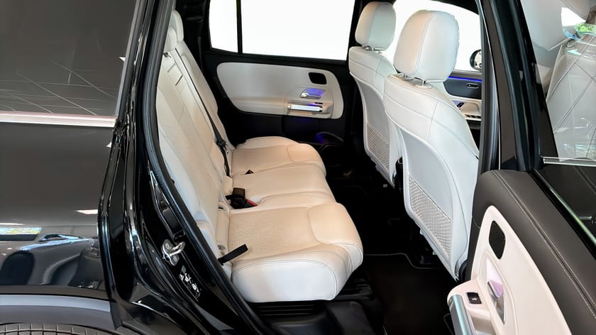 Bild 5 av Mercedes-Benz EQB 300 4MATIC